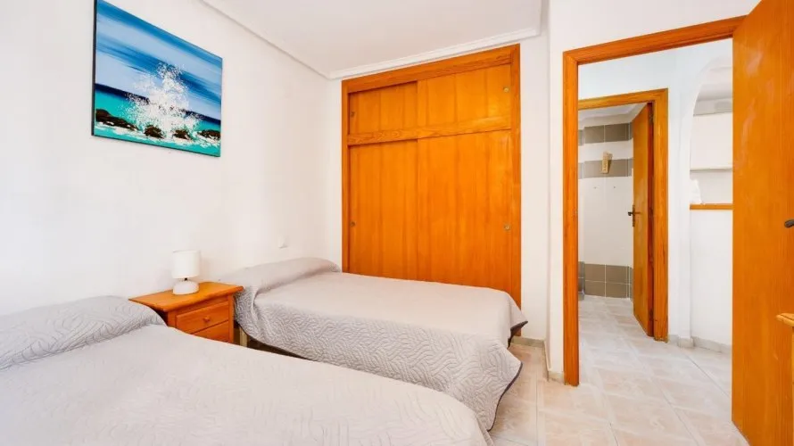 1 bedroom apartment for sale, La Mata, Spain No. 1809 № 3